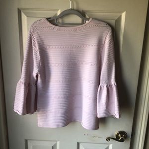 Lightweight beautiful detailed top